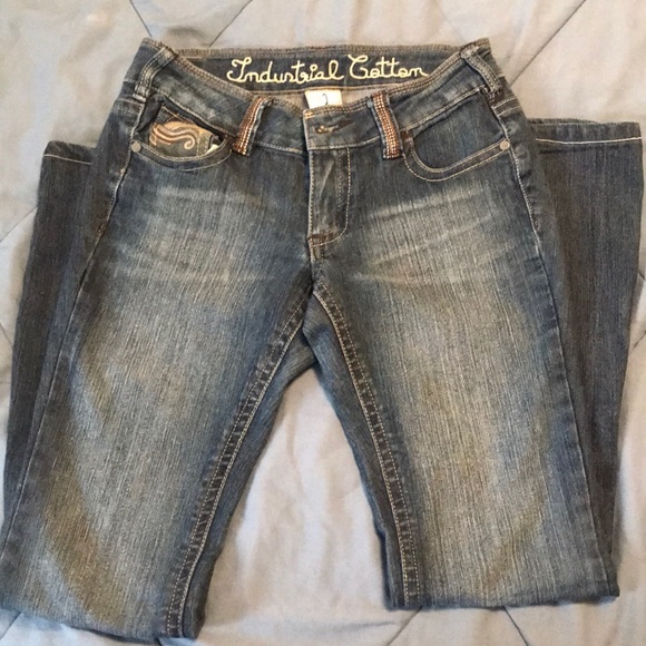 Jeans - Picture 2 of 4